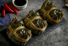 好的包裝設(shè)計能夠使產(chǎn)品脫穎而出，吸引消費(fèi)者的目光