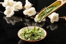 茶葉包裝設(shè)計需將包裝與品牌文化、消費(fèi)者情感等環(huán)節(jié)結(jié)合起來